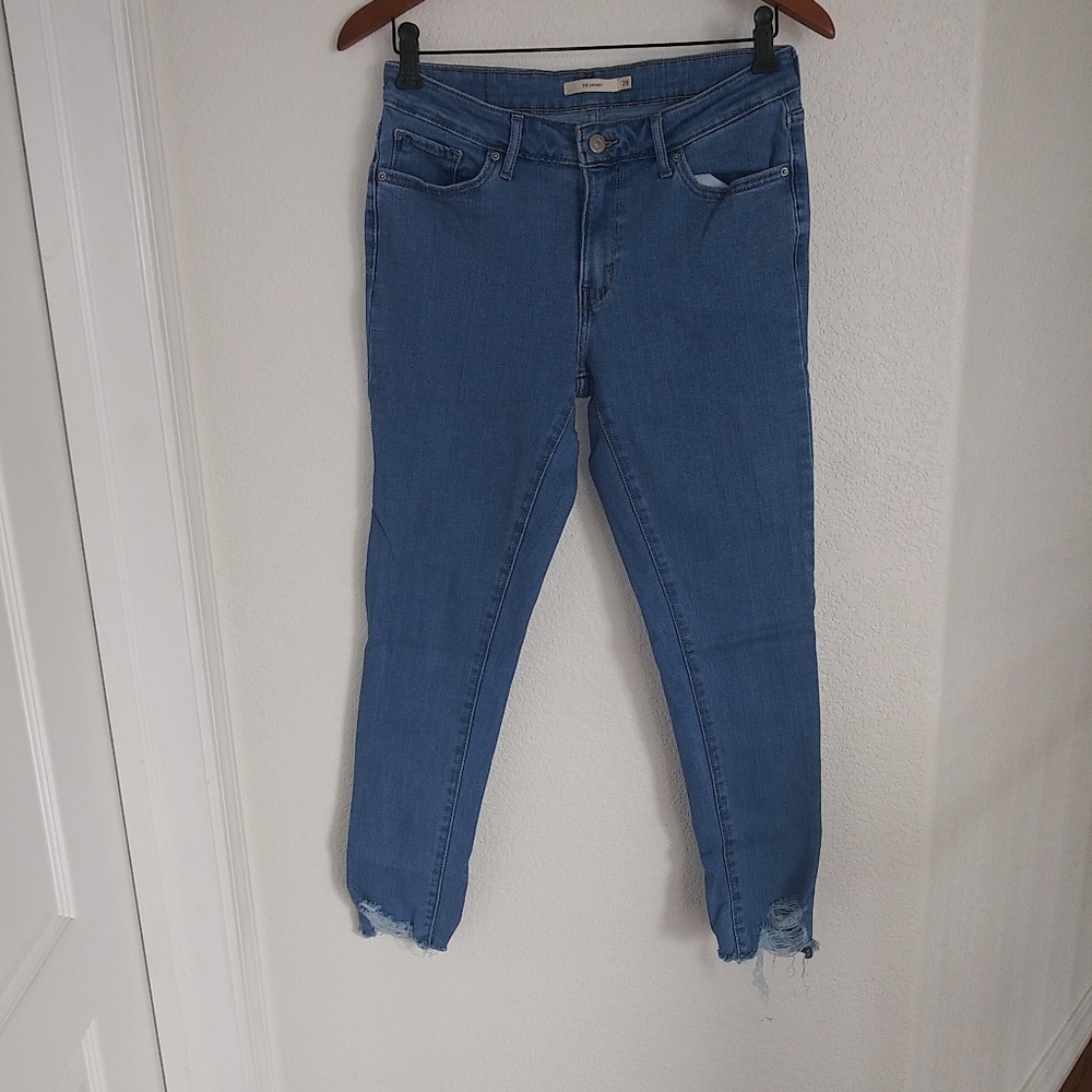 Levis 711 Skinny Raw Hem Jeans